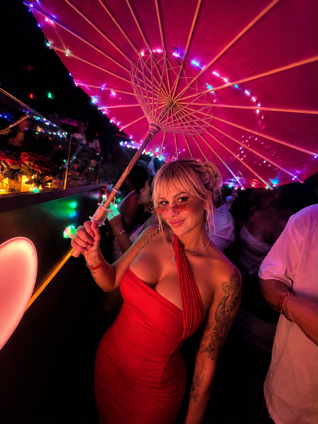 Marta, fundadora de Marta The Soul, una noche de verano en Mallorca